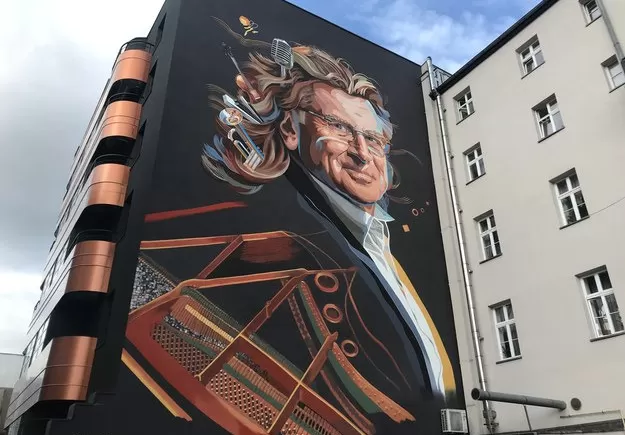 W Katowicach odsłonięto mural poświęcony Zbigniewowi Wodeckiemu