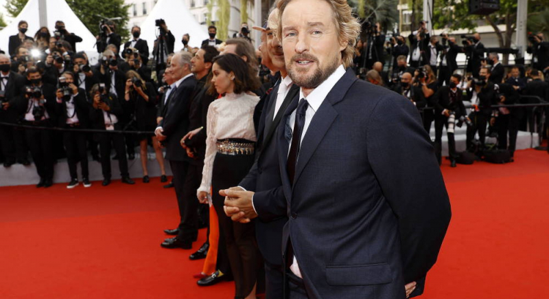 Owen Wilson w nowej komedii gra ekscentrycznego malarza