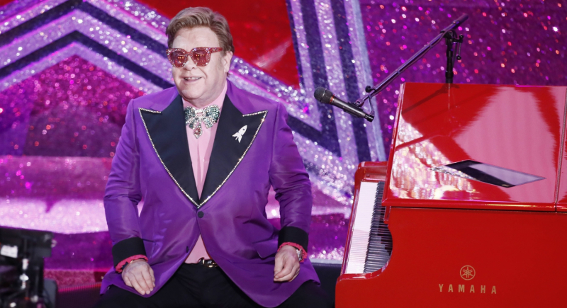 Sir Elton John oświadczył, że jednak chce się pogodzić z sir Rodem Stewartem