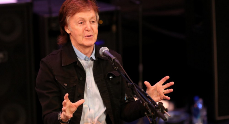 Paul McCartney opowiedział, jak pierwszy raz zobaczył Johna Lennona