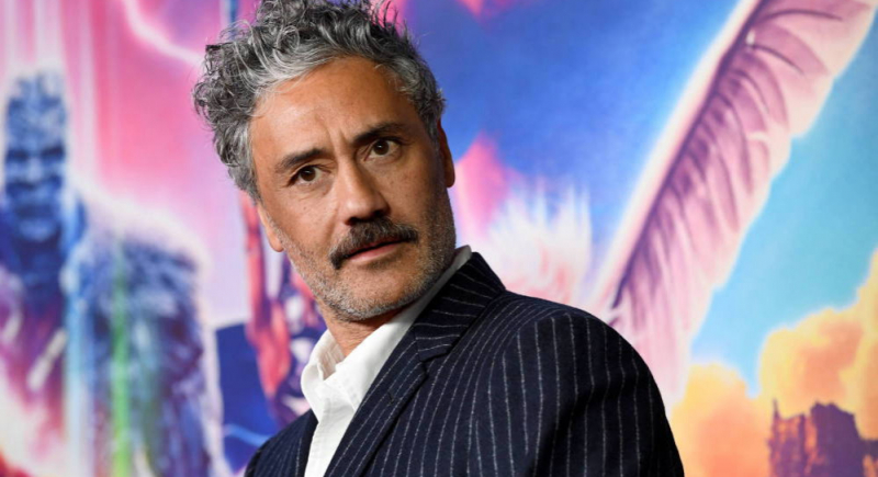 Taika Waititi wyreżyseruje pilotowy odcinek serialu „Interior Chinatown”