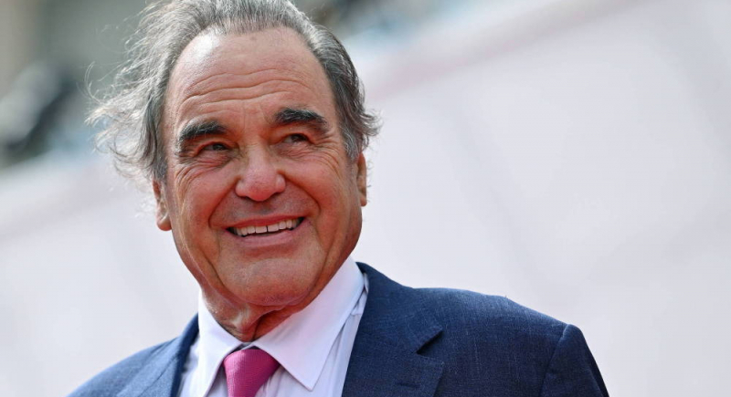 Oliver Stone zniesmaczony ostatnim filmem Keanu Reevesa: "Obrzydliwy ponad wszelką miarę"