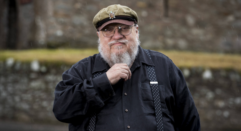 Pisarz George R.R. Martin: żałuję, że nie mam smoka, którym mógłbym polecieć na Kreml