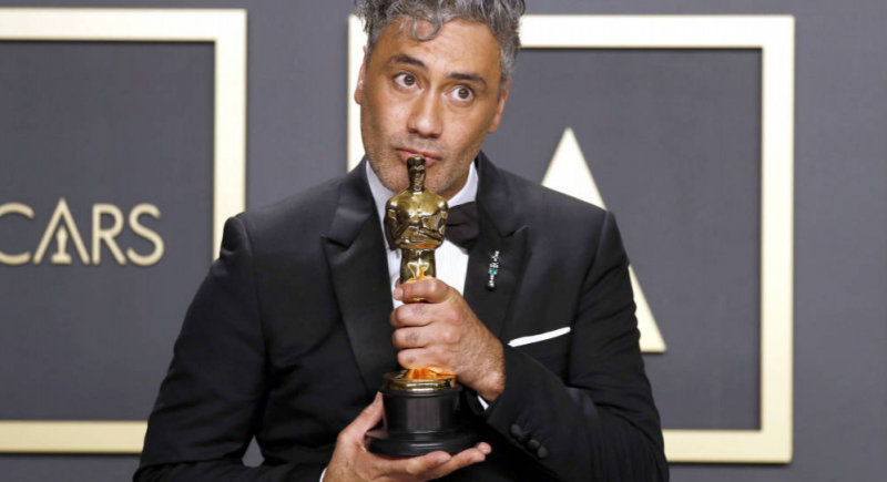 Taika Waititi rozbuduje uniwersum „Gwiezdnych wojen”. To nie będzie film „o babce Chewbakki”