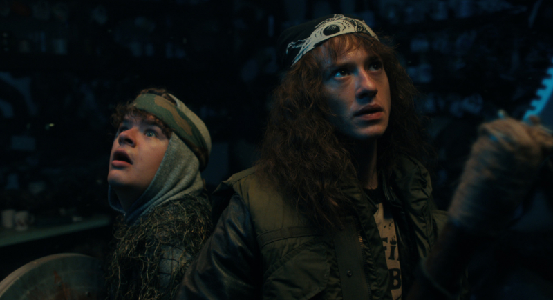 „Stranger Things”. Eddie powróci w 5. sezonie jako wampir? Aktor ma też własne pomysły